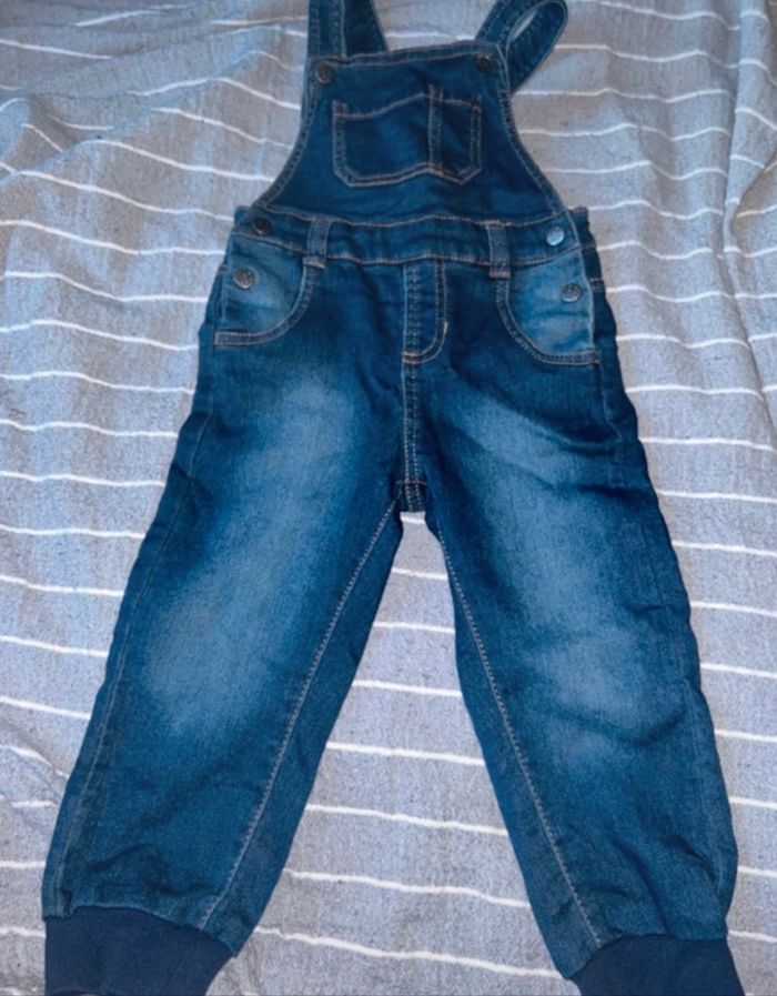 Lot de vêtements 24/36mois - photo numéro 2