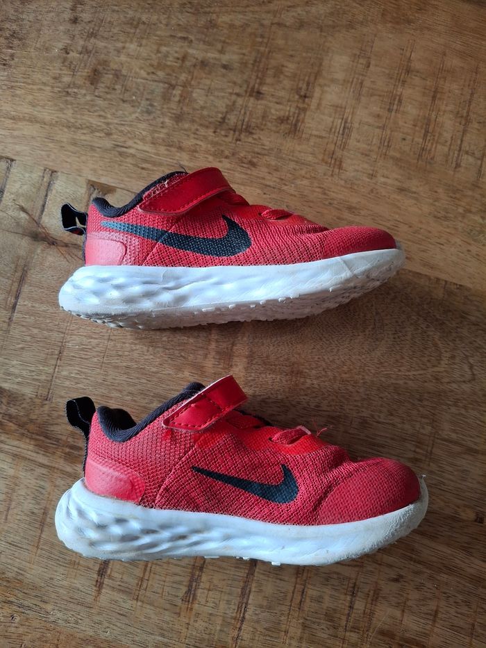 Baskets NIKE - photo numéro 2
