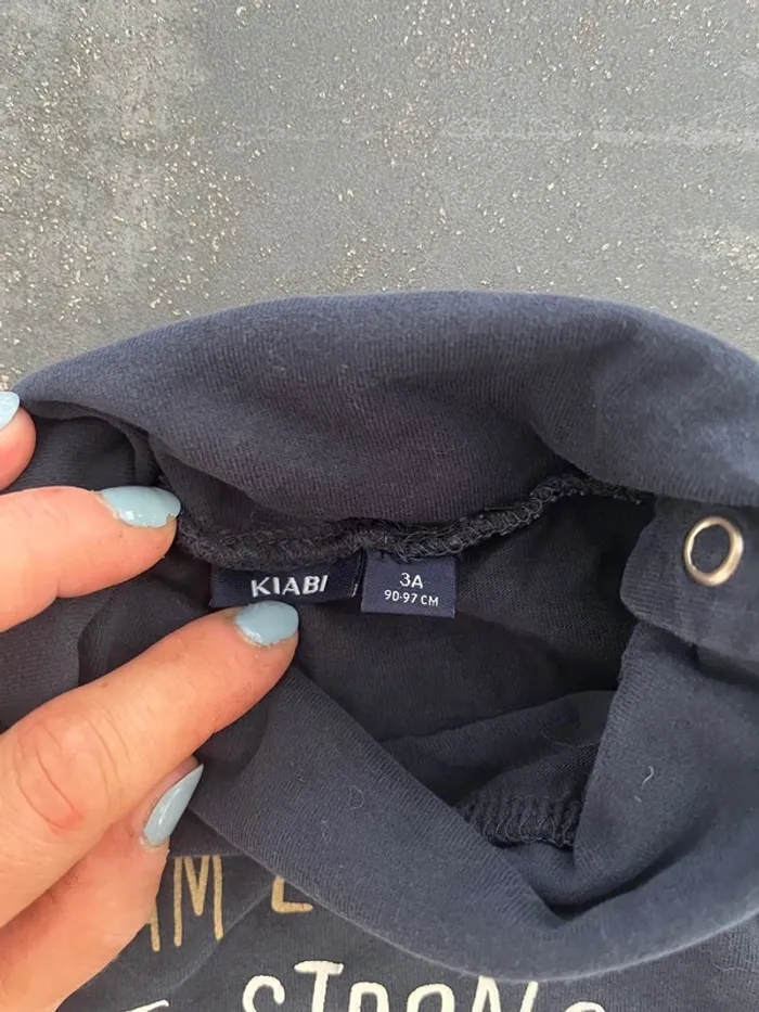 Sous pull bleu marine taille 3 ans marque Kiabi - photo numéro 4