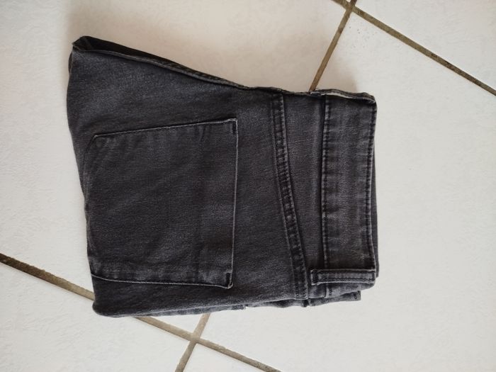 Jean noir délavé taille XS Kiabi - photo numéro 5