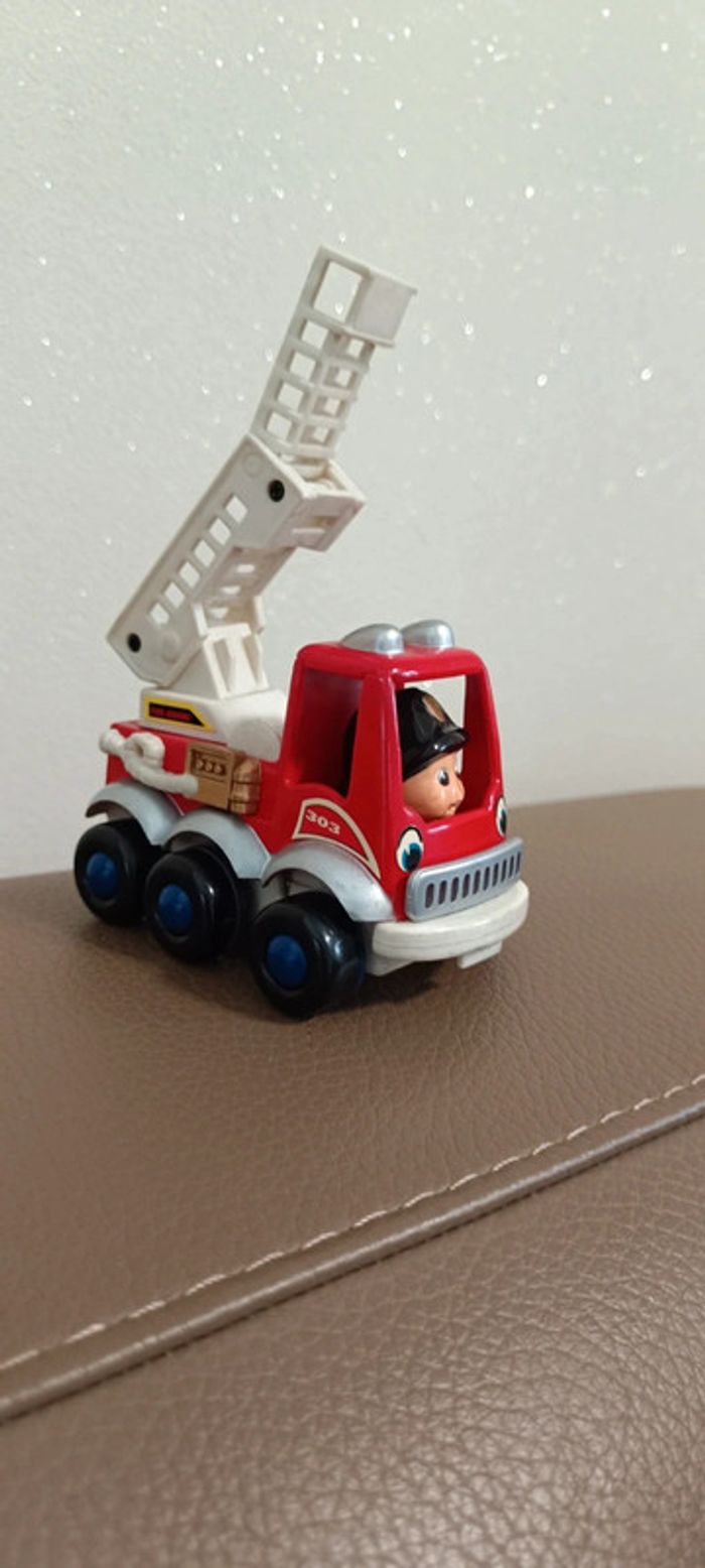 Camion pompier 303 fire engine