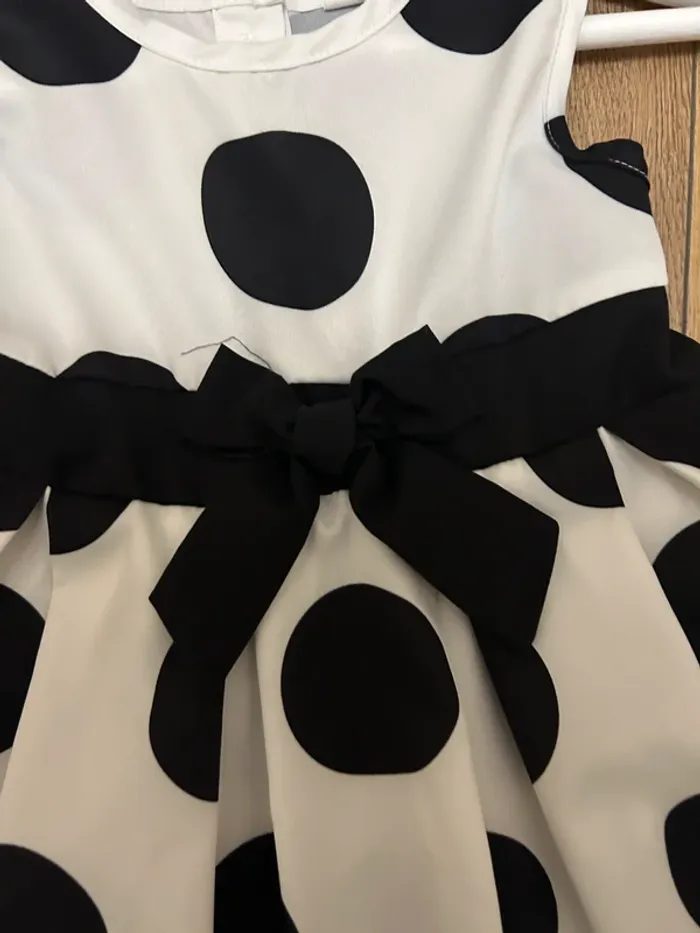 Robe de fête - photo numéro 2