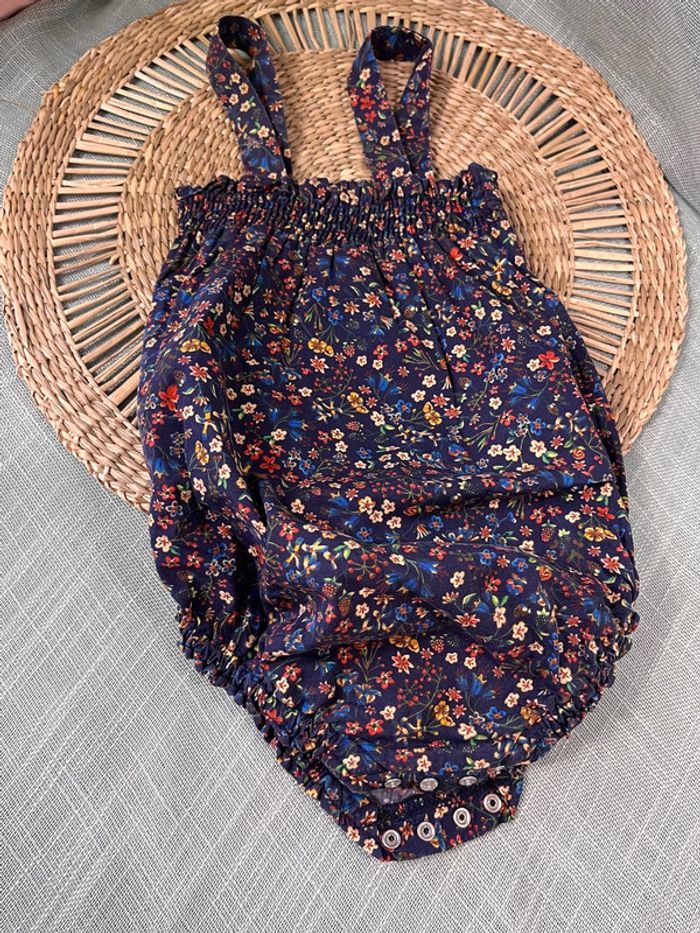 Barboteuse liberty taille 18 mois - photo numéro 5