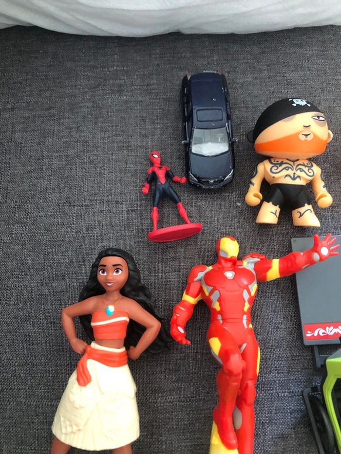 Lot petits jouets - photo numéro 2