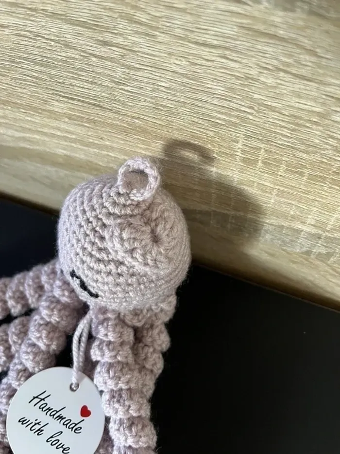 Doudou, Pieuvre pour prématuré fait mains avec cœur couleur Lilas clair Prématuré, jusqu'à 44cm·Neuf - photo numéro 2