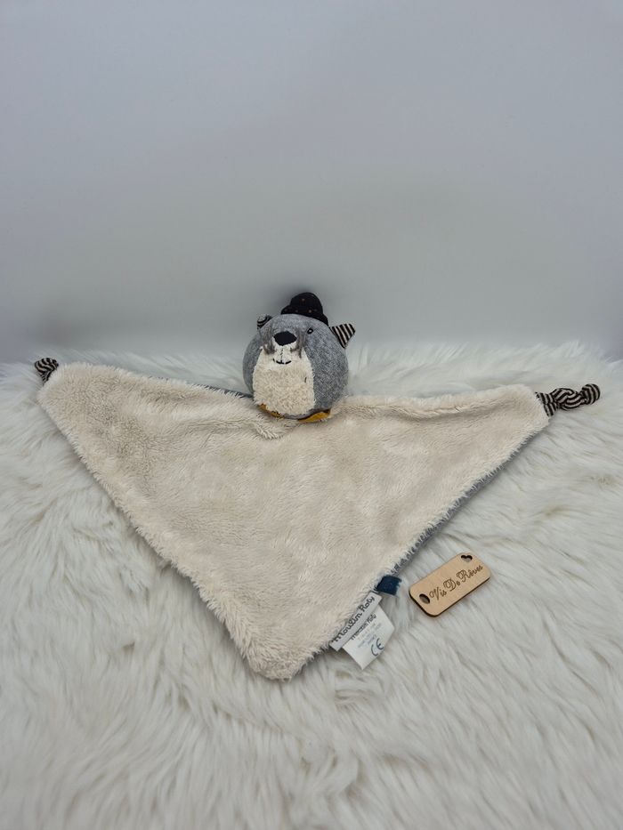 Doudou plat Triangle Chat Fernand Les Moustaches Moulin Roty