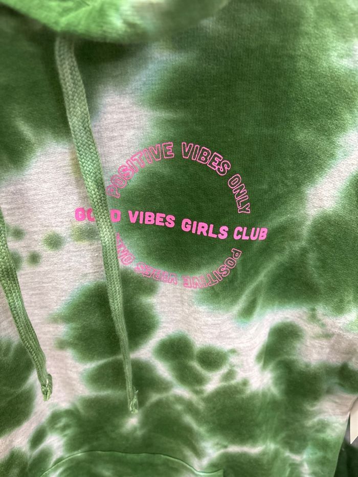 Sweet à capuche. - photo numéro 4