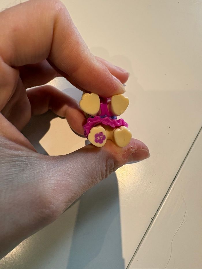 Figurine Polly Pocket chien beige n. 27 avec accessoires - photo numéro 3