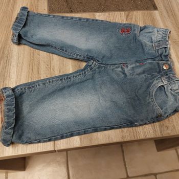 Lot 2 jeans enfant 12 mois