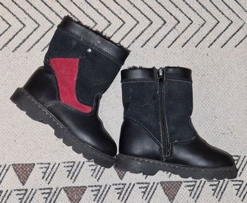 Bottines fourrées taille 25