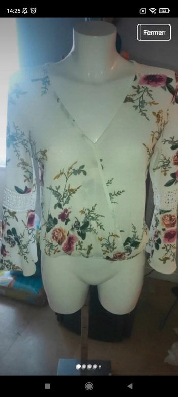 Très beau haut femme f12