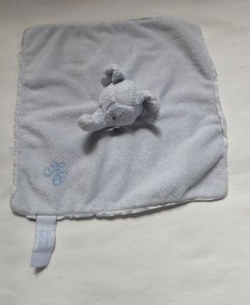 Doudou Elephant carré plat bleu - Tartine et chocolat