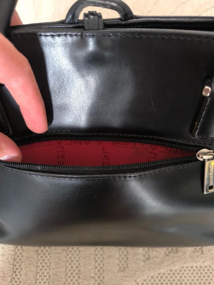 Sac a main cuir noir et rouge Lancaster bon état - photo numéro 15