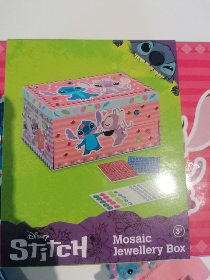 Ensemble sac Stitch, pinces Stitch,coffre bijoux Stitch 👧🏻 - photo numéro 3