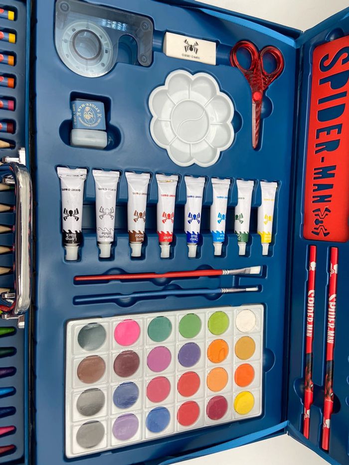 Disney Kit Artistique Deluxe Marvel spider man / feutre / crayon / peinture / - photo numéro 8