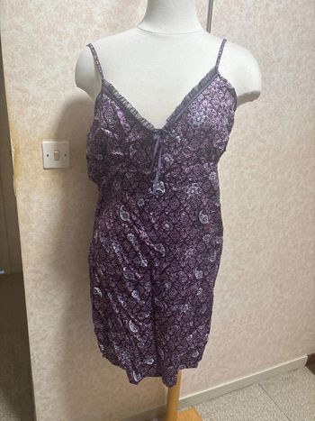 Nuisette taille 42/44 marque premier rôle