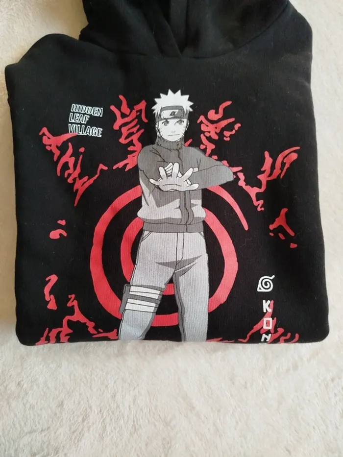 Pull à capuche Naruto Kiabi taille M - photo numéro 2