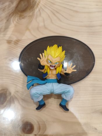 Figurine gotrunks super Saiyan