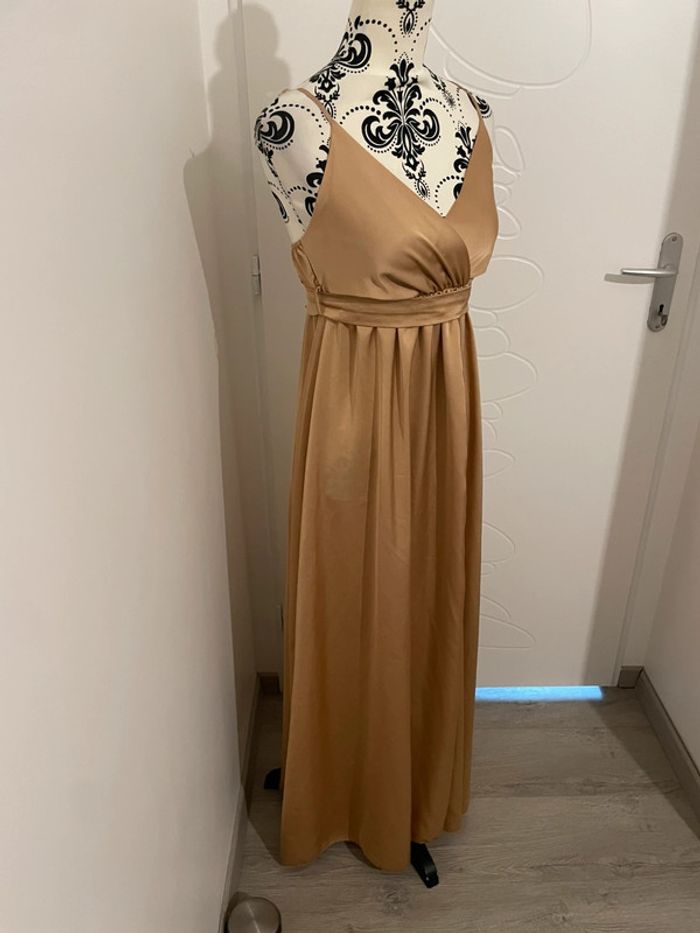 Magnifique robe de cérémonie satinée, couleur champagne - Taille 38 - photo numéro 5