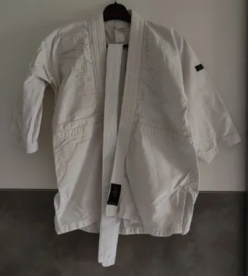 Kimono 3 pièces Domyos Hirosaki 100 136 cm TBE