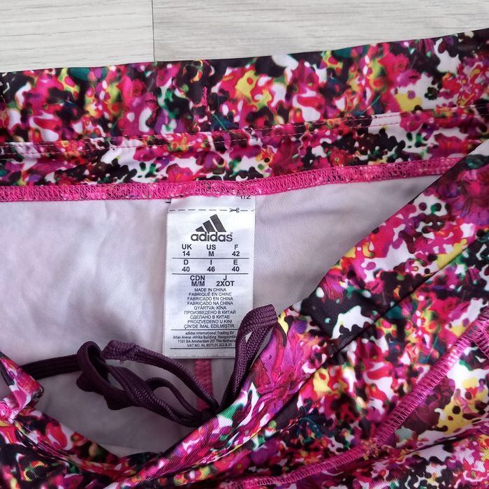 Pantacourt legging femme imprimée Adidas taille 42 - photo numéro 2