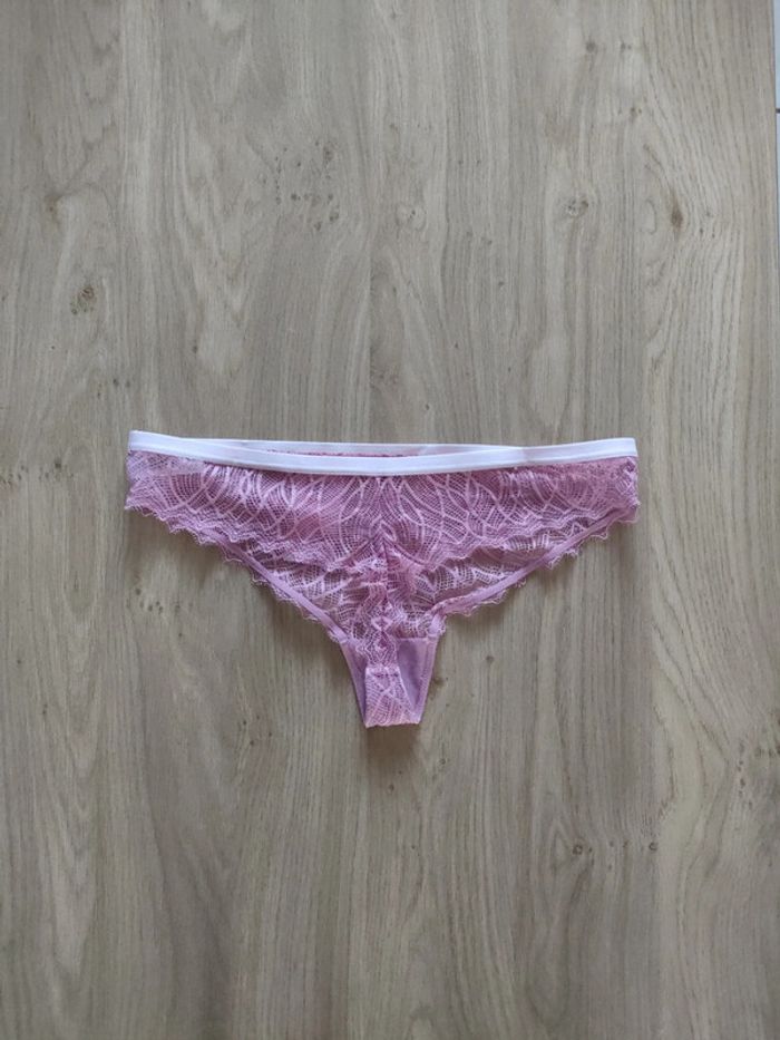 String T L - photo numéro 2