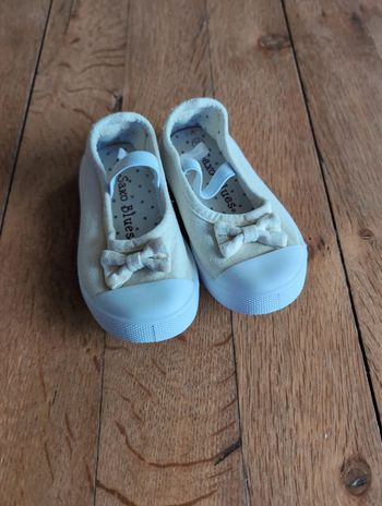 Chaussures pointure 23