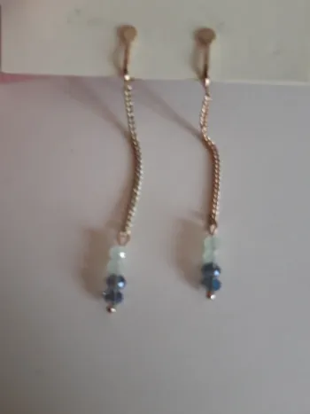 Jolies boucles d'oreilles à pinces vintage