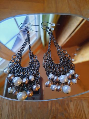 Boucles d'oreilles pendantes nacre