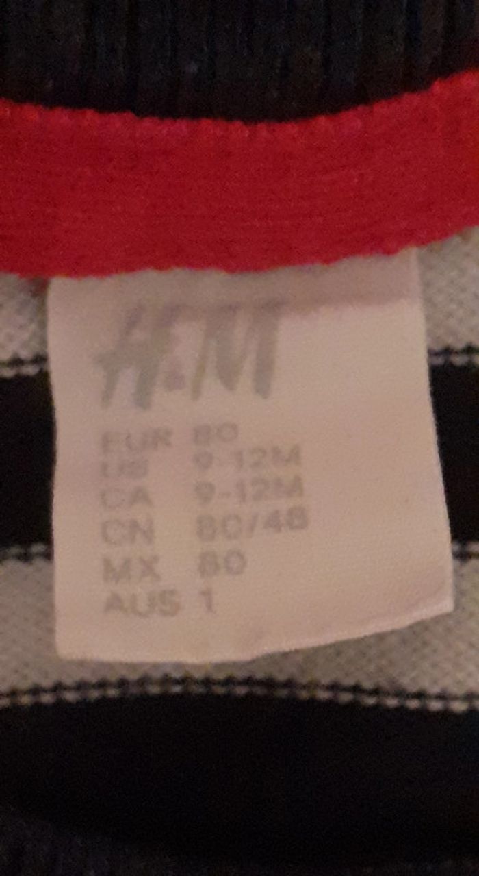 Joli lot bébé 1 An. 1 pantalon + 2 pulls - photo numéro 3