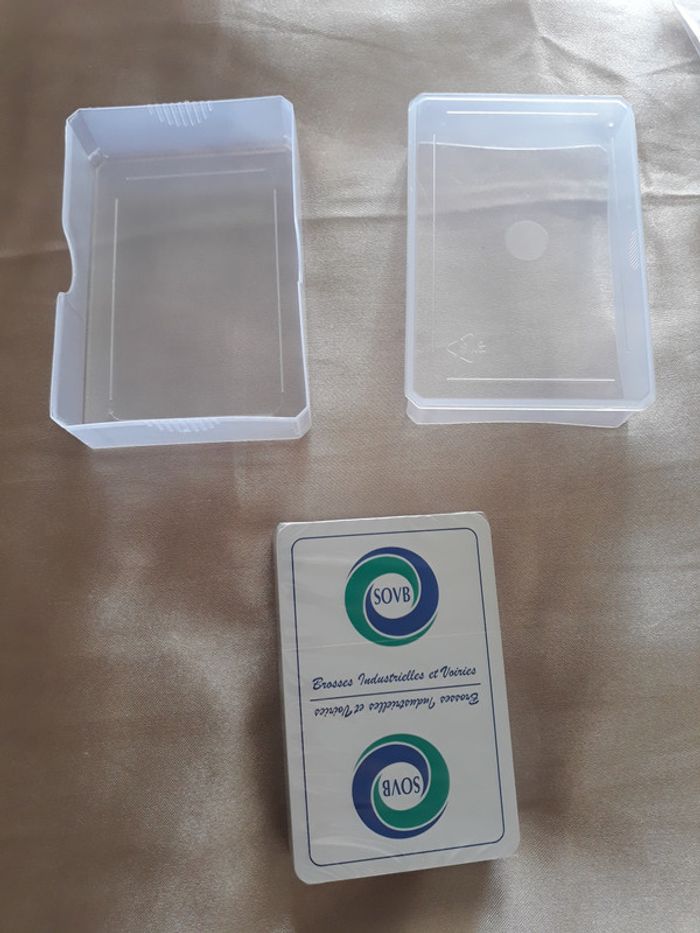 Jeu de carte + boîte - photo numéro 3