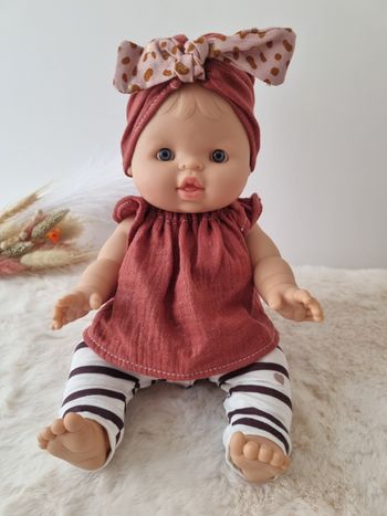 Tenue pour poupée