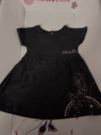 Lot 2 robes minnie