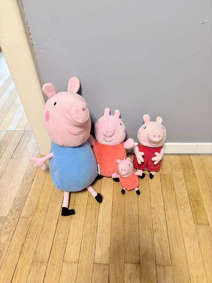 Lot peluche peppa pig - photo numéro 2
