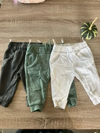 Lot 3 pantalons de training