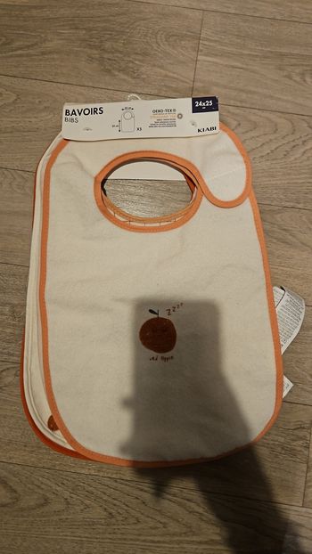 Lot de 5 bavoirs Bibs neuf