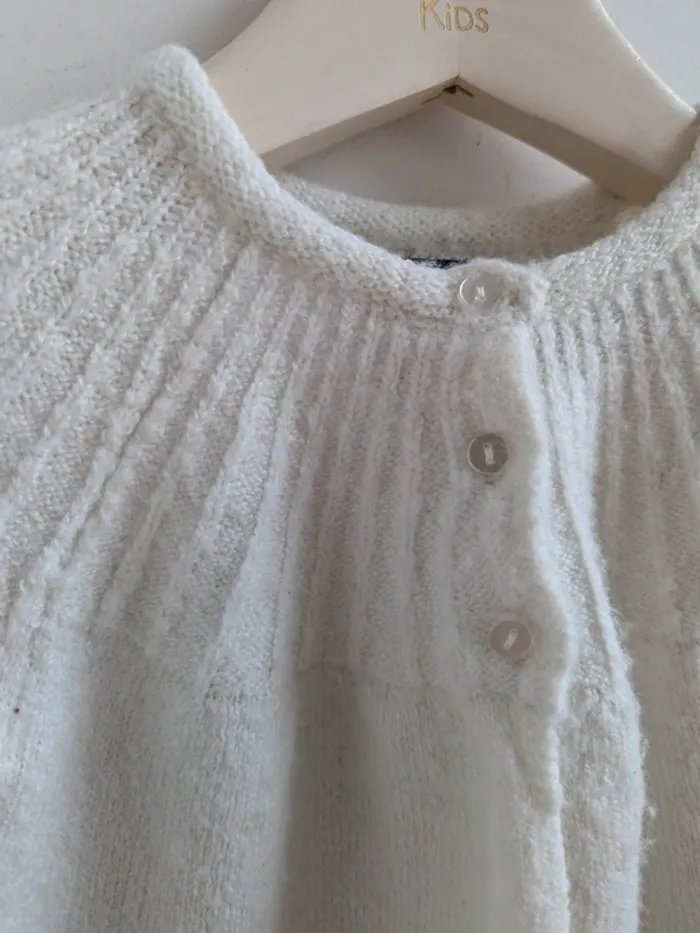 Gilet blanc Kiabi 18 mois - photo numéro 2