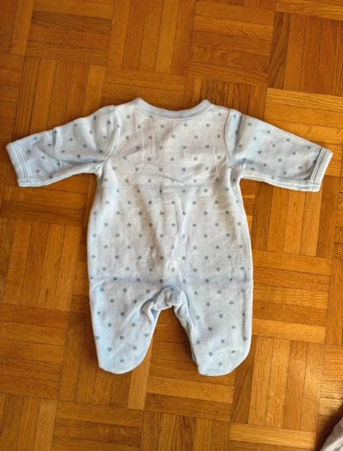 Pyjama Naissance C&A neuf - photo numéro 3