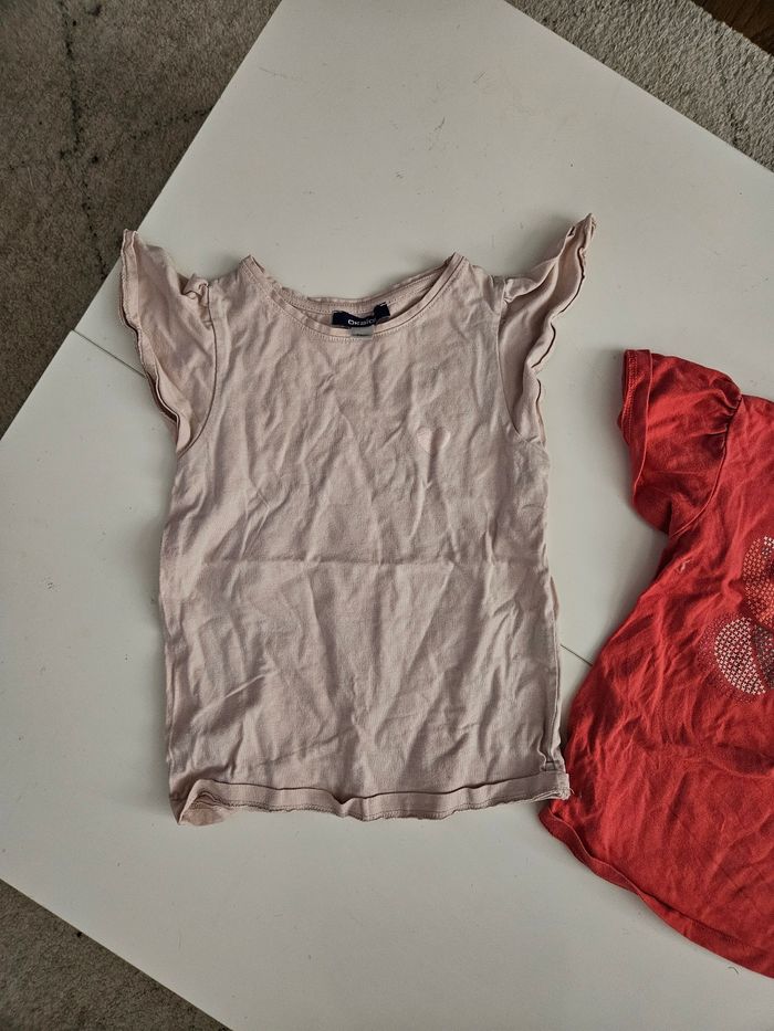 3 T-shirts fille Okaidi 5 ans - photo numéro 2
