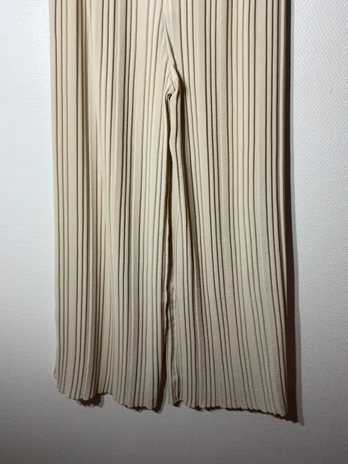 Pantalon large plissé femme taille unique (46-54)- rzfashion - neuf avec étiquette - photo numéro 2