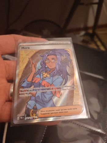 Carte dresseur Mora d'évolution Prismatique 
