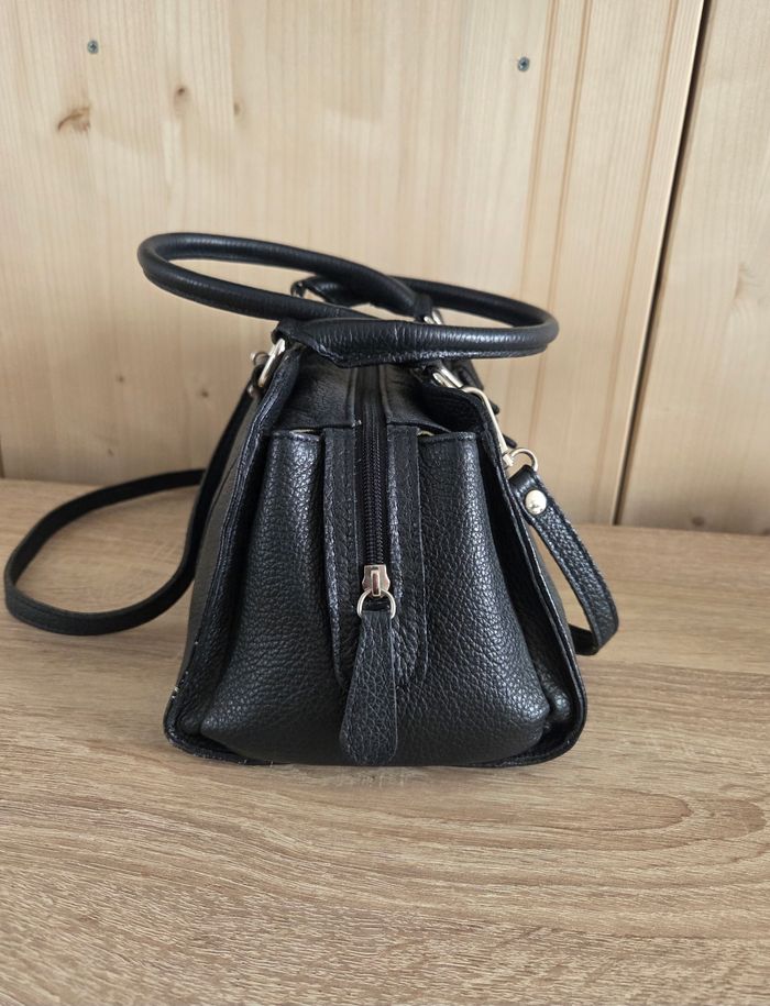 Sac a main noir avec bandoulière avec petit nœud - photo numéro 5