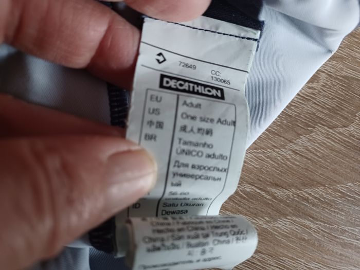 Lot 2 bonnets de bains - photo numéro 2