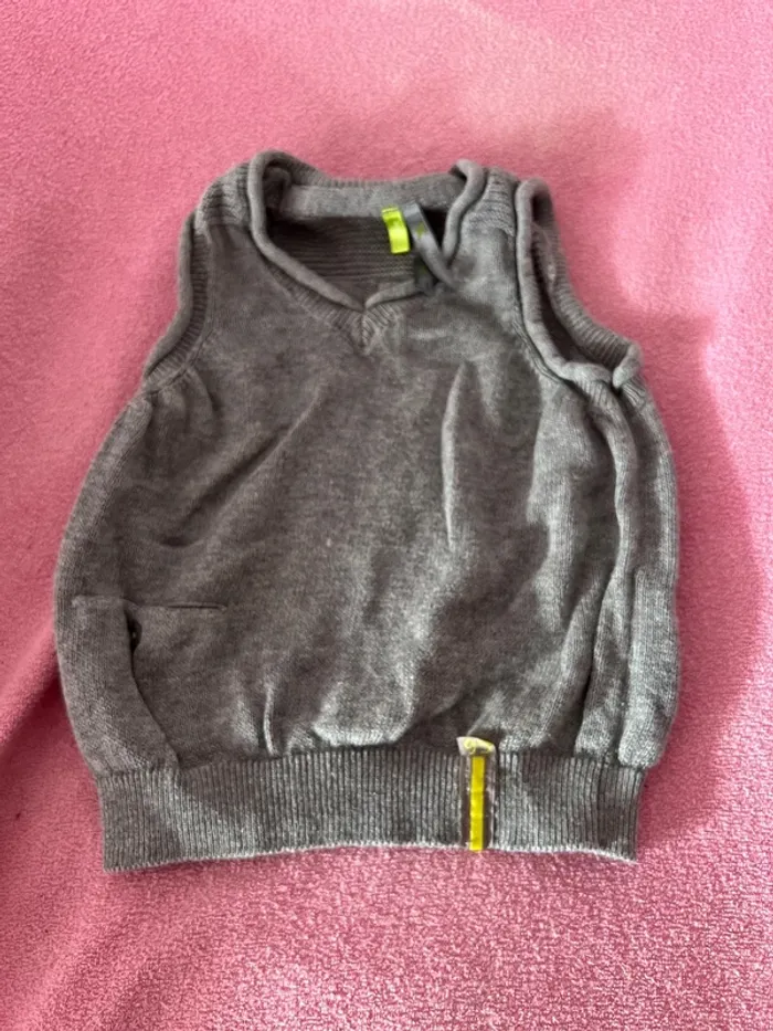Débardeur taille 3 mois