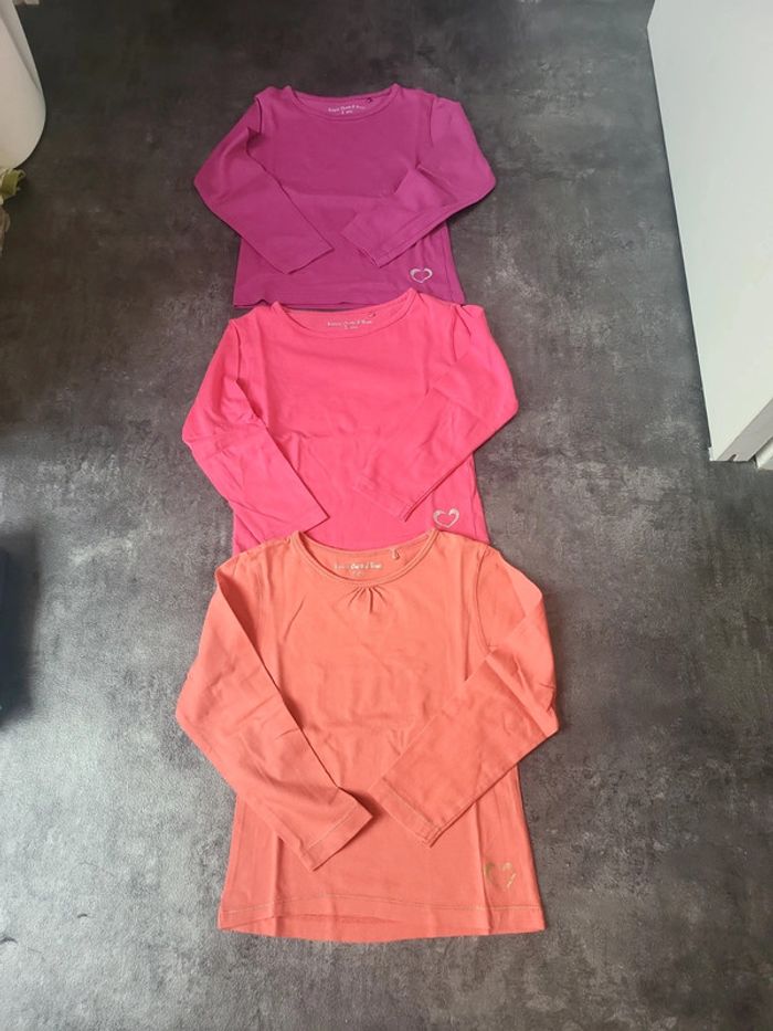 Lot 11 t-shirts manches longues fille 5 ans très bon état - photo numéro 18