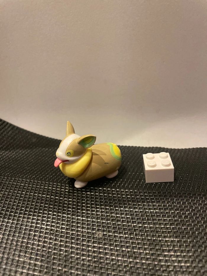 Figurine PVC Voltoutou Pokémon Nintendo 4cm WTC officiel 2021 Yamper