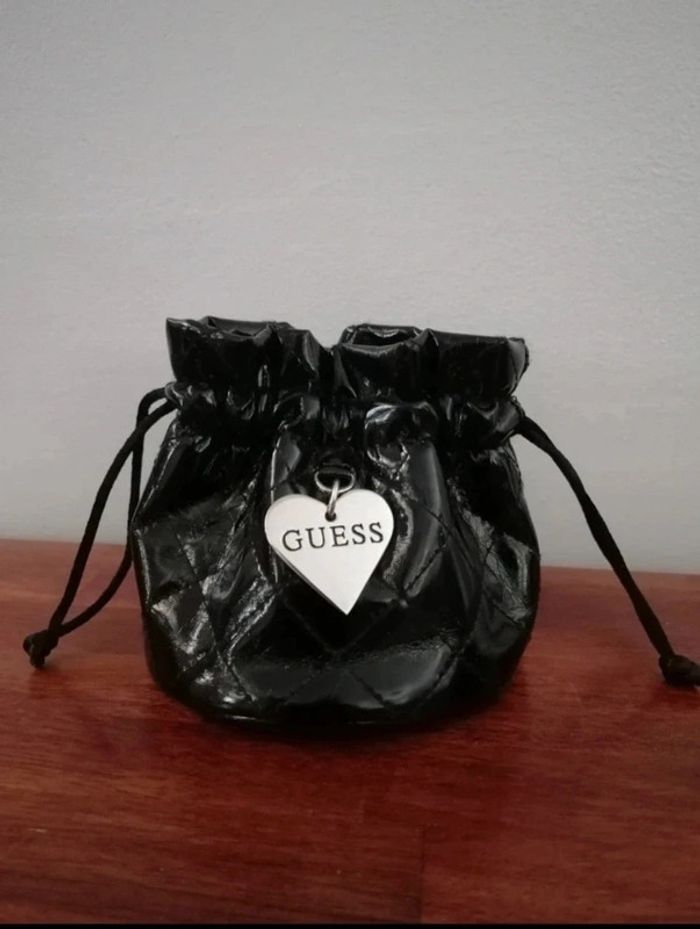 Pochette Guess 11x 11 cm avec lacet de serrage - photo numéro 3