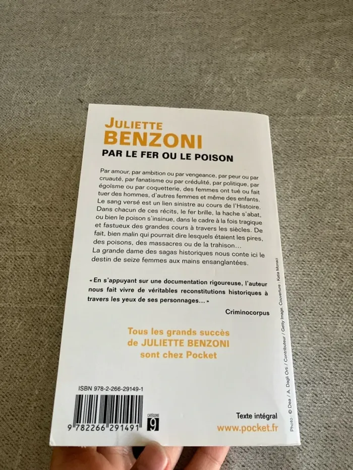 Par le fer ou par le poison – Juliette Benzoni - photo numéro 3