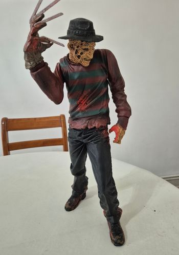 Figurine freddy mcfarlane 45 cm