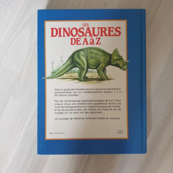 Superbe livre illustré sur les dinosaures - photo numéro 2